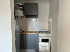 Waves of Love and Lineage