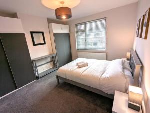 Recently renovated 4 bed home