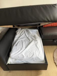 Bright apartment in the heart of Chimay, 40 m² with view