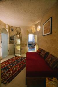 Potamia Cave Suites