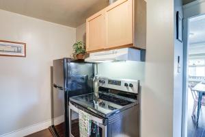 Walkable Queen Anne Cottage Less Than half Mi to Kerry Park