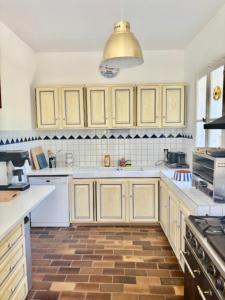 Stunning farmhouse with heated private pool in Provence