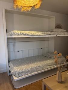 À 1min à pied de la mer, studio lumineux & cosy