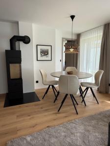 LAAX Homes - Casa Albin