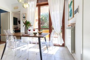 Style Shelter With Garden Near Downtown