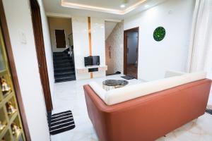 33 villa