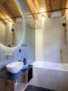 BLUE ALPINE Lodge bis 6 Gäste, Cheminée, 400 m zum Skilift