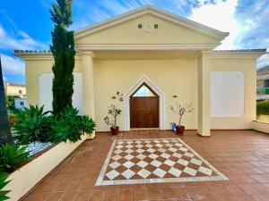 Villa Olga MARBELLA- GOLDEN MILE -Breathtaking SEA VIEW- PRIVATE POOL