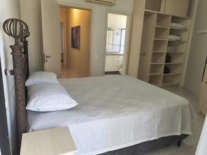 Amplo Apartmento em Jurerê In LIVE575-T