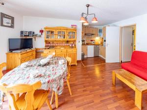 Appartement confort 6 pers, pied des pistes, cuisine équipée - FR-1-807-86