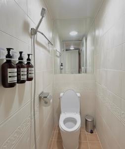 Gangnam, Sinnonhyeon Station Clover Stay