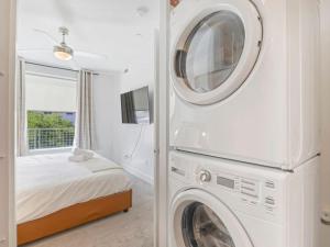 DT SLC - King Bed - Gym - Parking - Walk Score 90