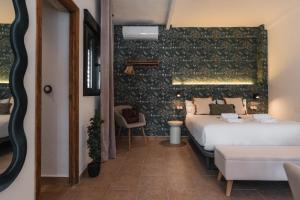 Carmen Guinea Alhambra Views