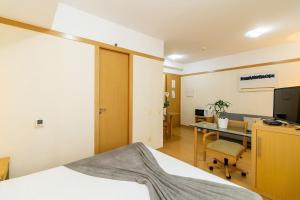 PC02-802 · Flat Eight Two com sacada ao lado da Paulista