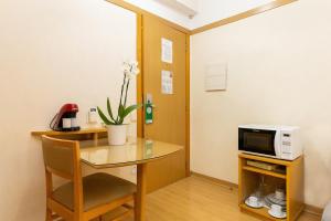 PC02-802 · Flat Eight Two com sacada ao lado da Paulista