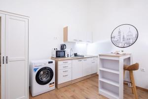 Central - Comfortable - Easy Sleep