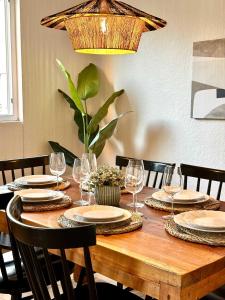 Amplio hogar entre MUT y Costanera center