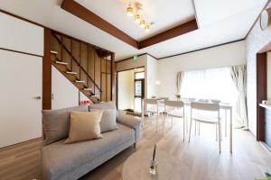 駅徒歩6分 4ldk 82平米 最大8人 成田空港から約40分 和と洋の美しい室内 隠れ家 せつきの宿