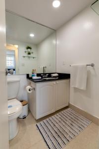 Beachfront Winter Escape, Balcony with Ocean View, Amenities