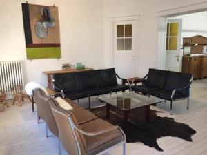 Spacious House with 6 Bedrooms in De Panne