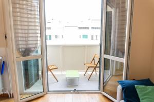 Apartment Near Linate Duomo and Central Station Minutes Away