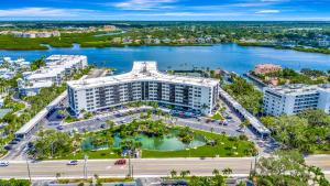 Luxury Bayside Condo – Pool, Tennis & Marina