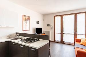 GuestHost - Residence Borgo del Sole Apt with Pool