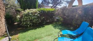 Bright apartment near beach