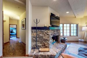 Westermere 310 - Westermere Sunset