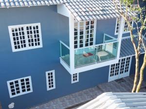 Casa em Foz do Iguaçu Sobrado 3 quartos ,nós fundos de uma casa Top