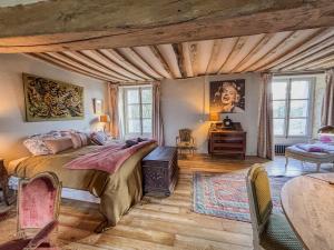 Manoir XV et Grange avec Piscine chauffée privée
