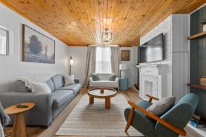 Zen Escape - Hot Tub, Sauna, Outdoor TV, Fire Pit