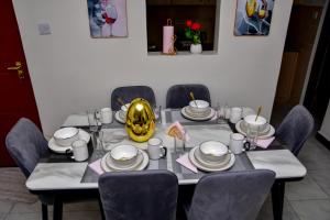 King Sapphire ComfyHomestays