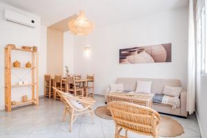 Beautiful Apartment with Private Rooftop Terrace