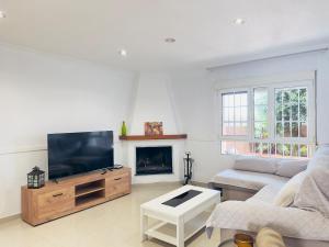 Casa del Sol - Casa familiar junto a la playa con vistas al mar en Almería