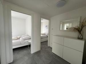 Neue Penthouse Wohnung mit Whirlpool und Garage