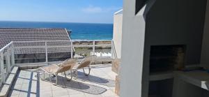 Ocean Vibes Surfer Apartment