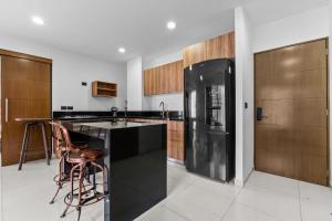 Cozy One-Bedroom Apartment Near the Beach