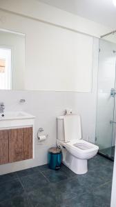 Modern 1-Bedroom Apartment at Garden City Mall