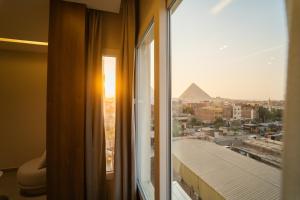 Kemet Pyramids View Hotel