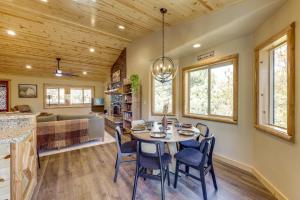 Big Bear Mtn Fun Family Cabin with Game Room