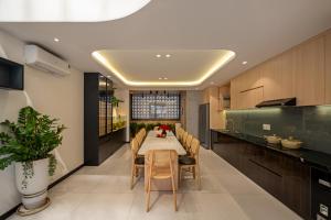 Vidanang Pool Villa - 5 bedrooms - BBQ