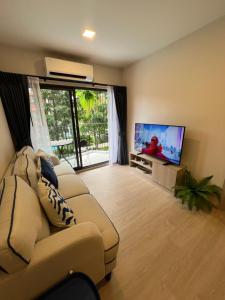2Br Cicada Cabanas Huahin Blue Sapphire pool view suite