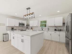 Spacious 4 Bedroom Family Retreat in the Heart of McKinney, TX