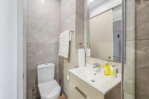 One Rosebank CozyCorner