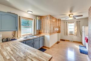 4 Mi to Lake Michigan Updated Benton Harbor Home!