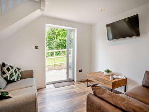 1 bed in Mamhilad 83405