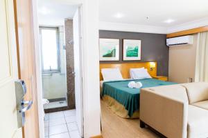 Barra balcony flat - Pool, gym, parking space and beach!