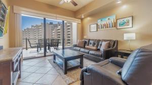 Las Palomas 2 BR 2 BA condo Topaz 603