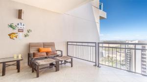 Beautiful Las Palomas 4BR 4BA Penthouse Coronado 1501